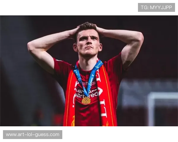 如何在实况足球中更换球星球服并进行个性化定制