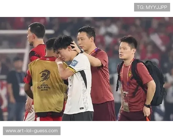 足球巨星突发重病病情危急 球迷与各界人士纷纷表达关切