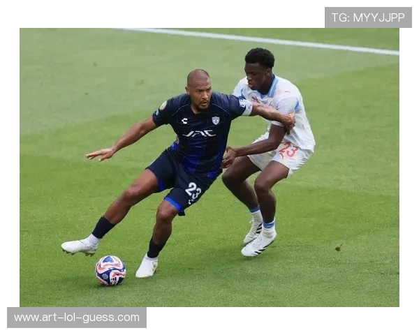 足球球星龙东是谁 了解这位精彩球员的背景与成就