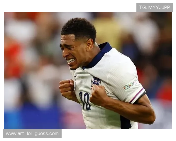 那些因足球场上打架事件而声名大噪的传奇球星故事盘点