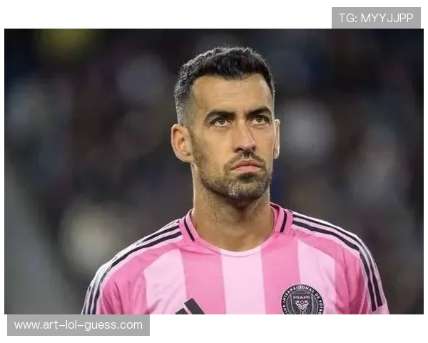 足球退役后首位球星是谁 揭开传奇球员转型新篇章 足球退役后首位球星是谁 揭开传奇球员转型新篇章